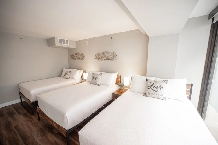Stay Together on The Strip - 3 Bed Condo