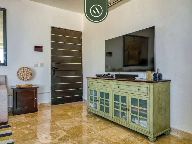 Corner 2 BR Condo - Spectacular Oceanview Sunsets
