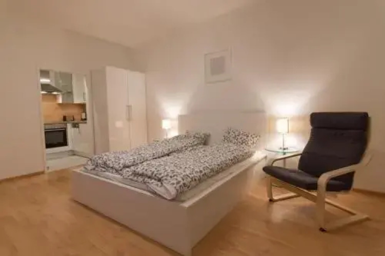 Modern Apartment at Rathaus