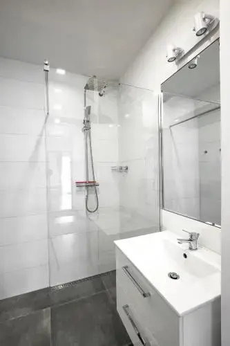 Apartament 8