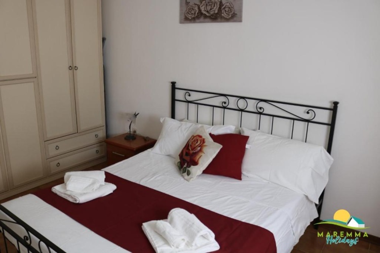 3 Bedrooms Apartment