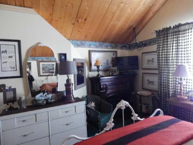Idle Spurs Bed & Breakfast