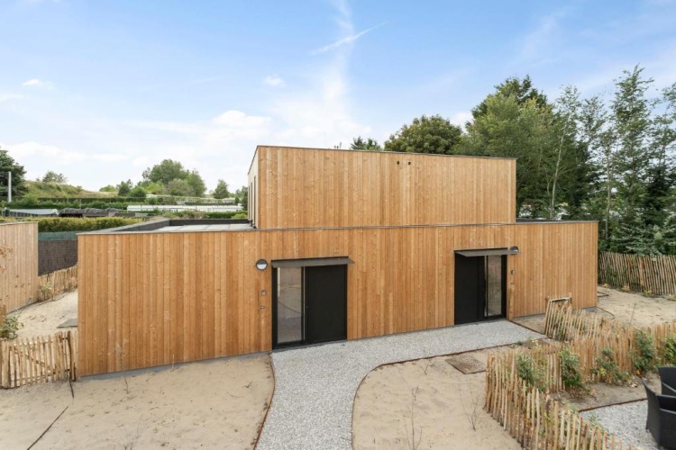3 Bedrooms Cottage