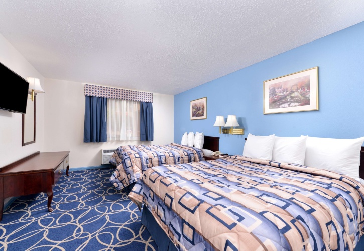 Quadruple Suite
