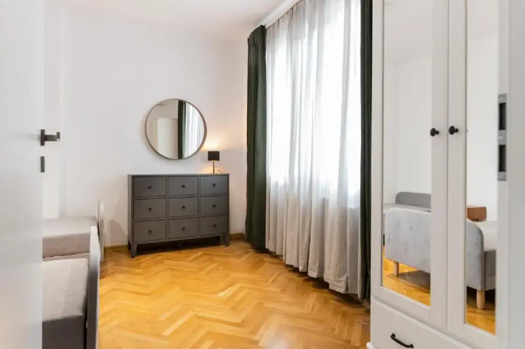 Industrial 2-Bdr Flat by the National Stadium by Flat Mаnager