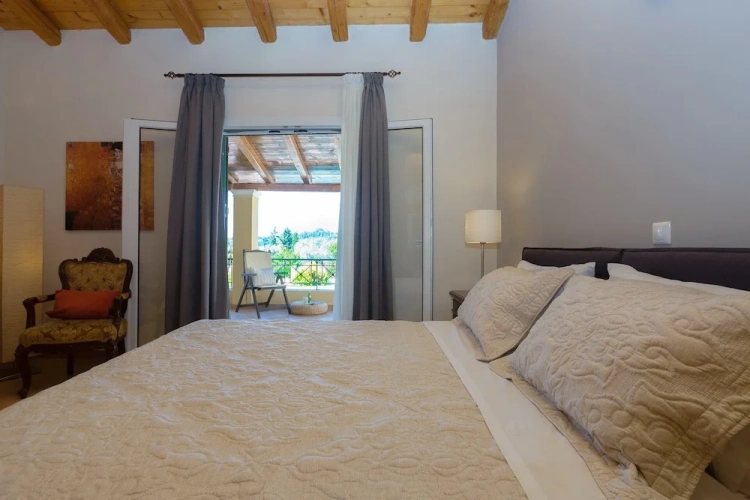 2 Bedrooms Villa with pool view