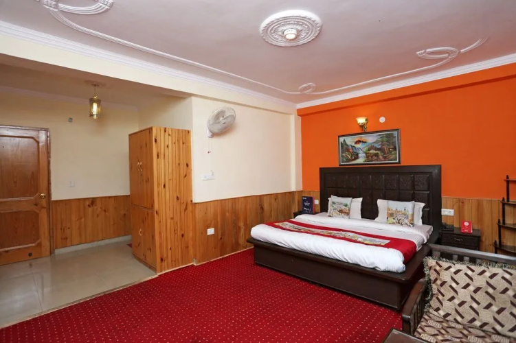 OYO 7008 Astha Cottage