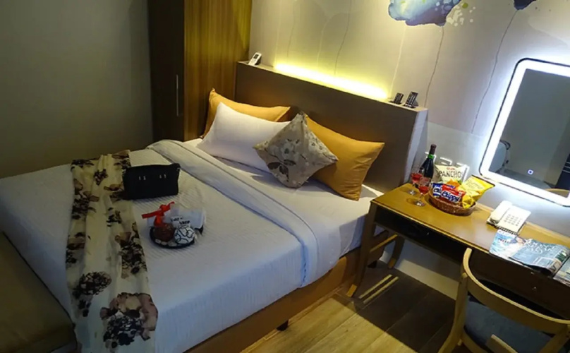 Red Mango Suites