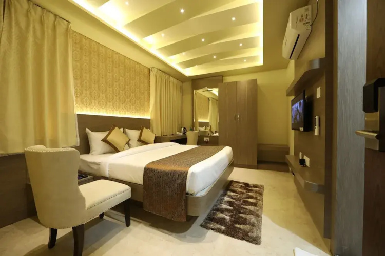 Aaccord Suites Inn