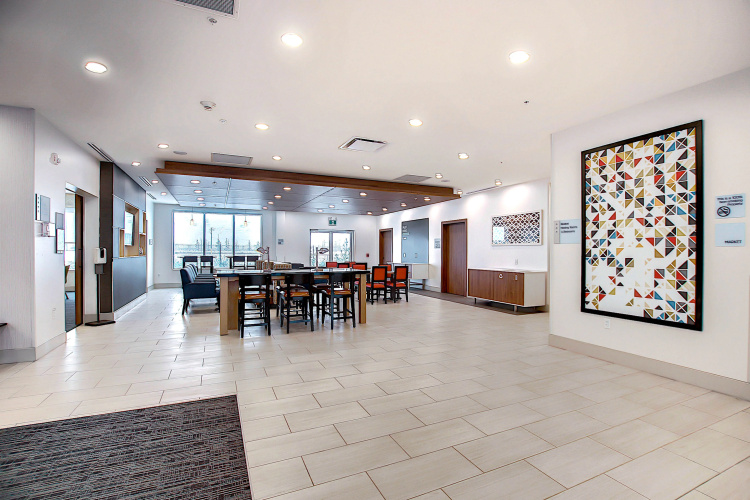 Holiday Inn Express & Suites Calgary Airport Trail NE photo 13