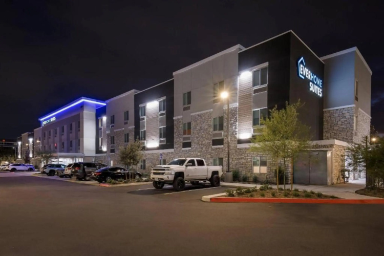 Everhome Suites Ontario - Chino, CA
