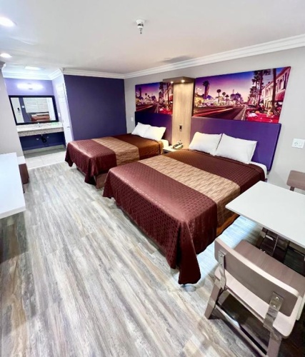 Deluxe Quadruple room