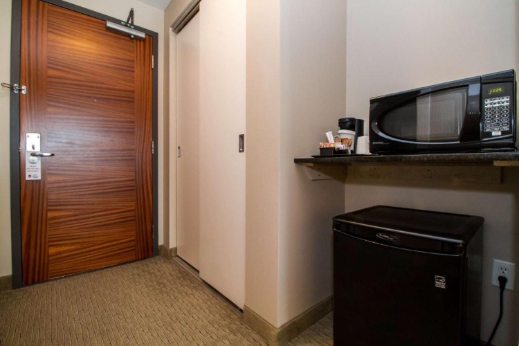 Best Western Plus Revelstoke photo 32