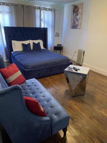 3 Bedrooms Apartment