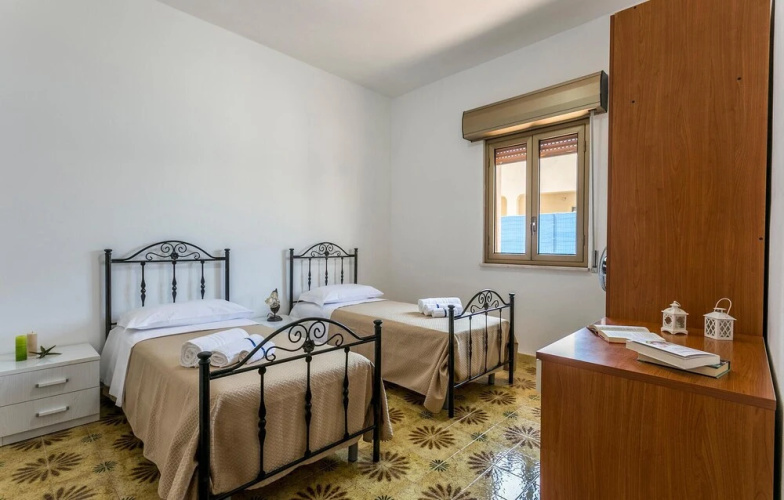 Stunning Home in Noto With 2 Bedrooms
