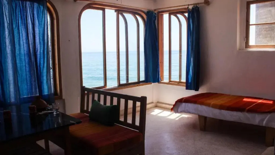 Aftas beach house