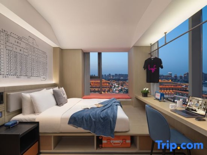 4 Bedrooms Suite