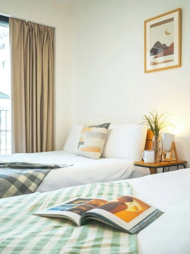 Standard Triple room with city view