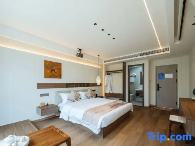 Standard Double room with river view