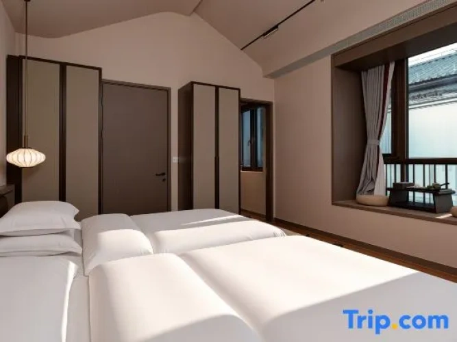Twin Suite