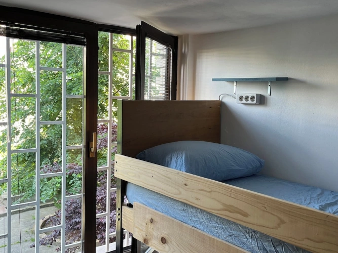 Standard room with courtyard view