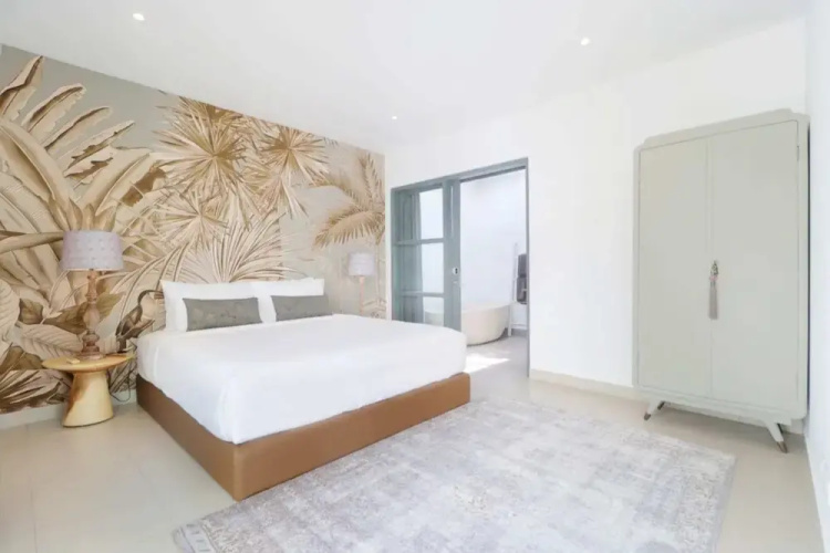 Splendid Private Villa, 2 BR, Canggu With Staff