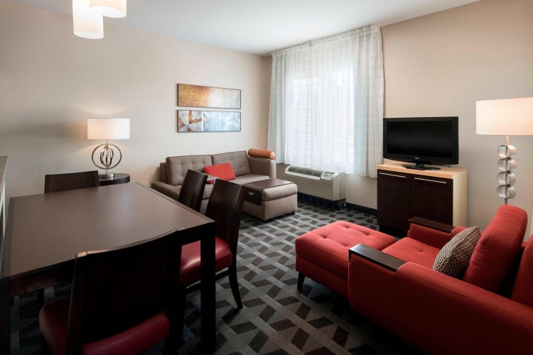 2 Bedrooms Suite