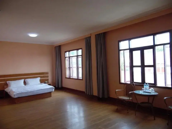 Singthong Hotel