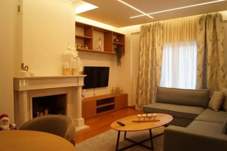 Daphne Luxury Apartment