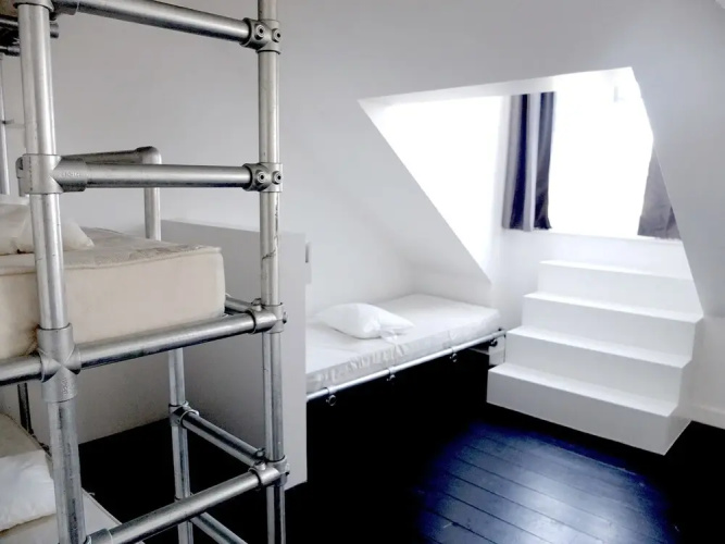Hostel 47