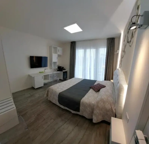 2 Bedrooms Suite