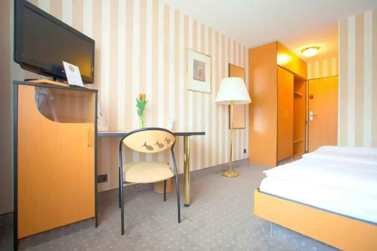 Economy Twin room