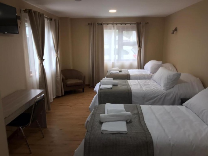 Standard Triple room