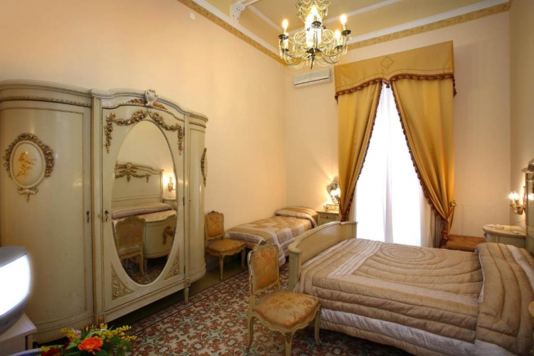 Standard Twin room with balcony and with view
