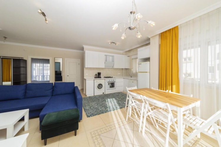3 Bedrooms Apartment