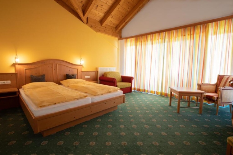 Deluxe Double room with balcony