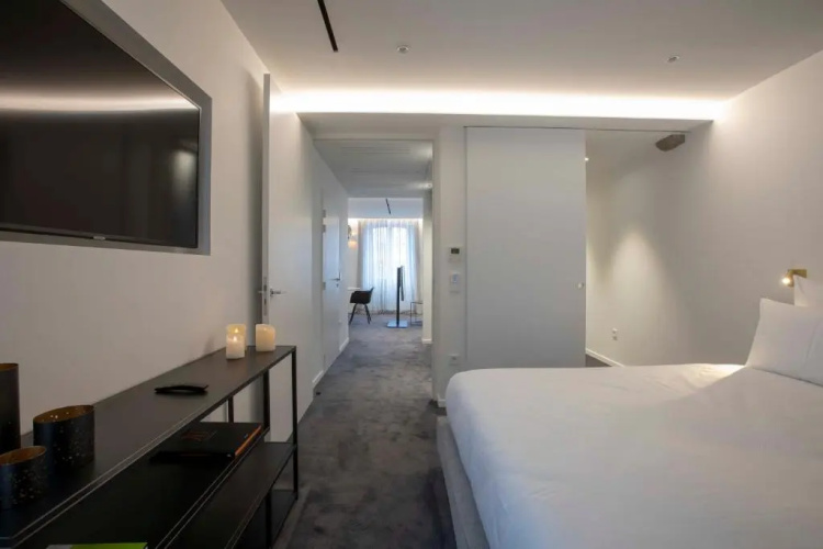 BORD EAU Guest House