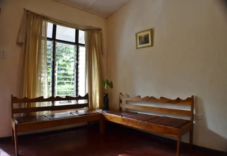 2 Bedrooms Villa