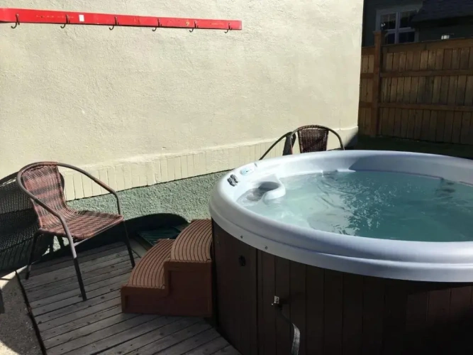 3 Bedrooms Cottage