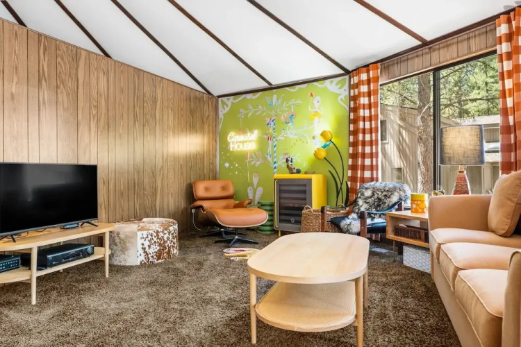 Carousel House 2 Bedroom Home