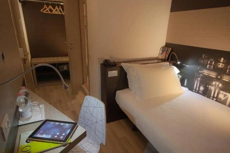 Single room