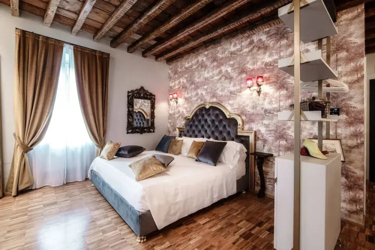 Aurum - Como Luxury Suites
