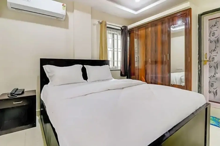 Classic Triple room