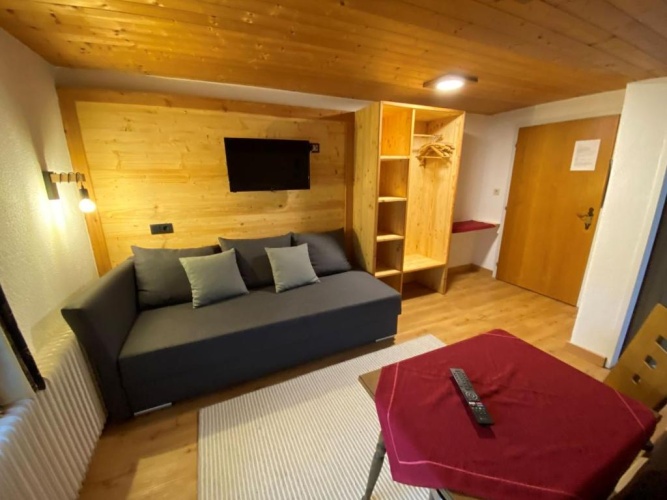 1 Bedroom Double Apartment