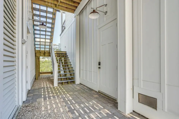 Luxe Beachfront Windmark Cottage w/ Deck!