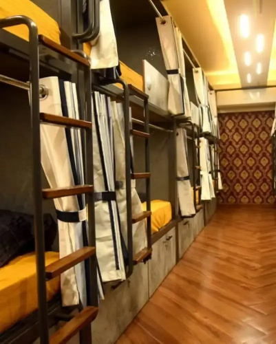 Goroomgo Charyana hotel & Dormitory