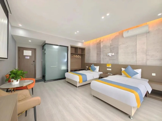 Standard Family room
