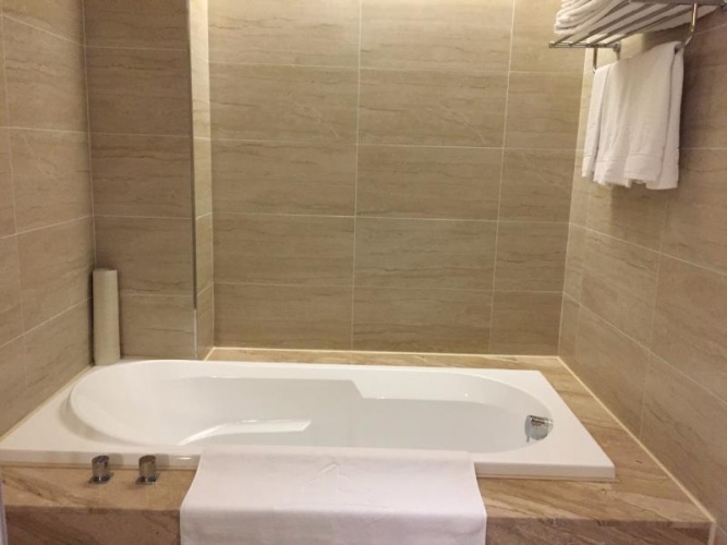 Deluxe Triple Suite