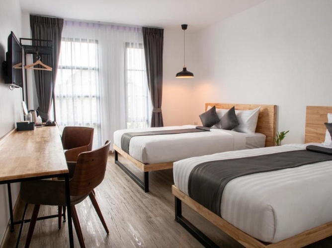 Standard Triple room