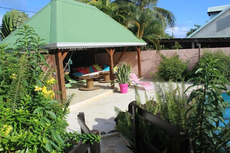 Villa BagatelleOver view